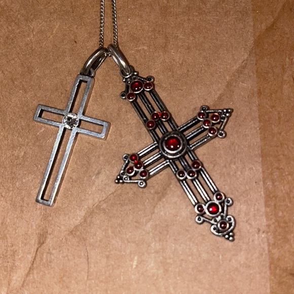 Double Cross Pendant Necklace
SAINT LAURENT - Picture 3 of 5
